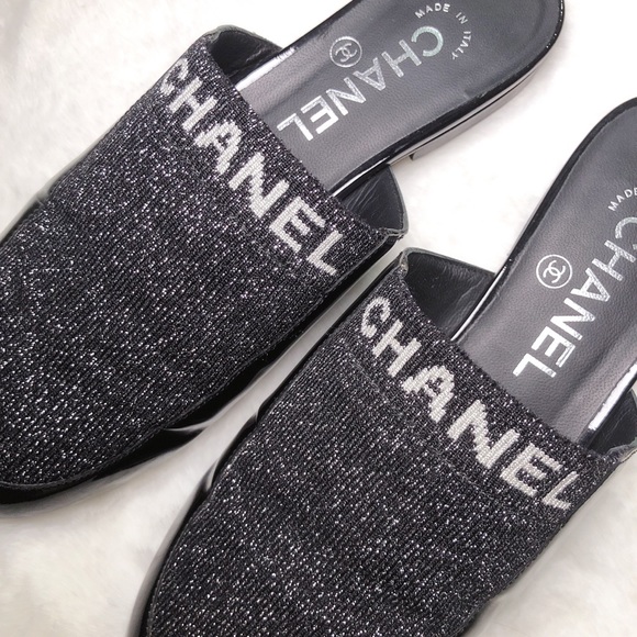 โค๏ธSOLDโค๏ธCHANEL Glitter Fabric LOGO Flats Mules 35.5 - Picture 4 of 10